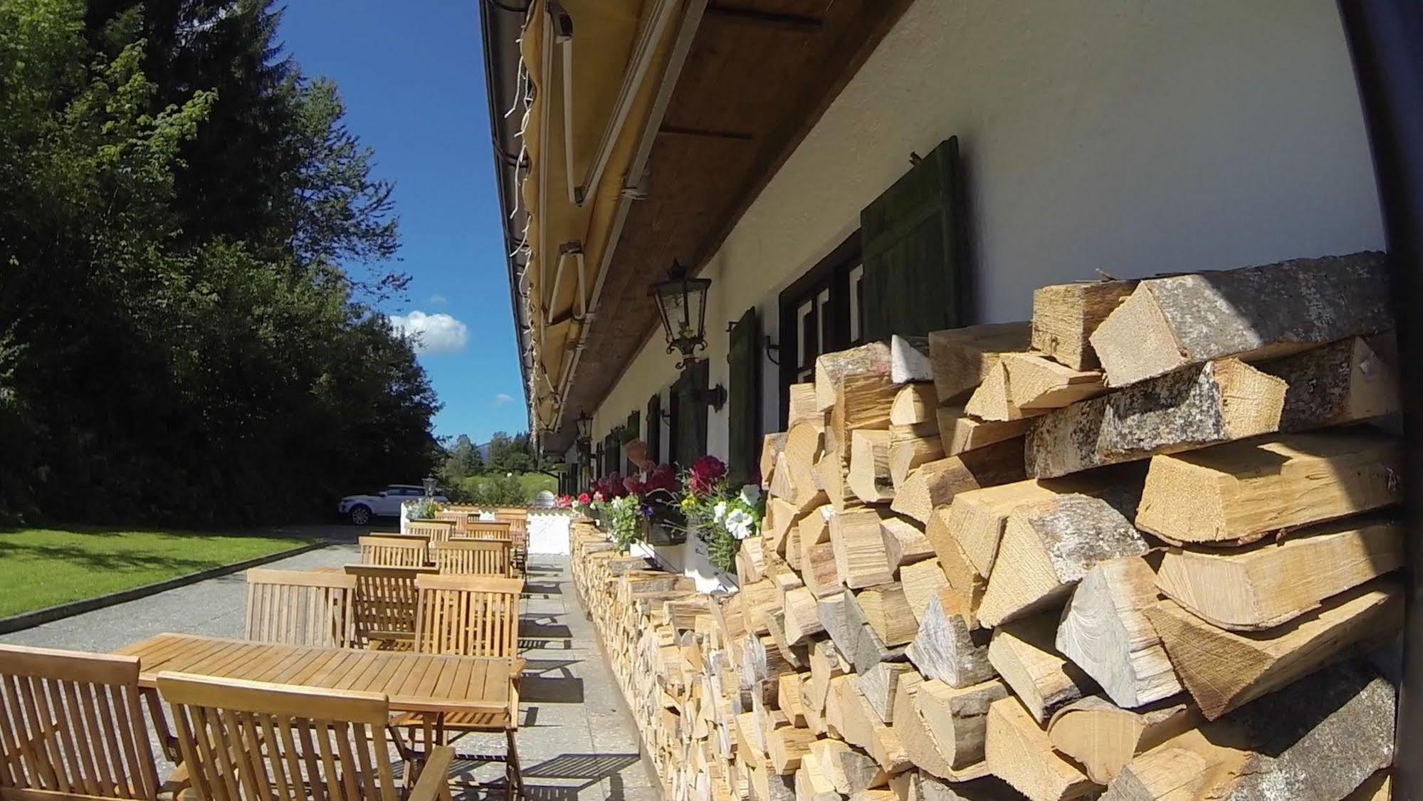 Gasthof Blaue Gams เอตทาล ภายนอก รูปภาพ